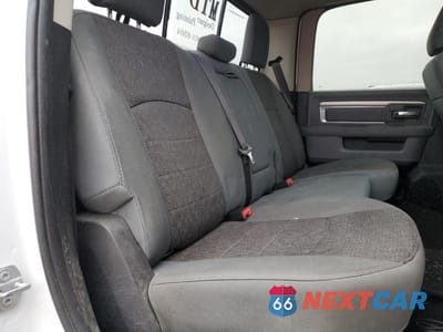 Zdjęcie 10 z 12 samochodu: 2017 RAM 1500 SLT VIN:3C6RR7LT7HG575240 - miniatura