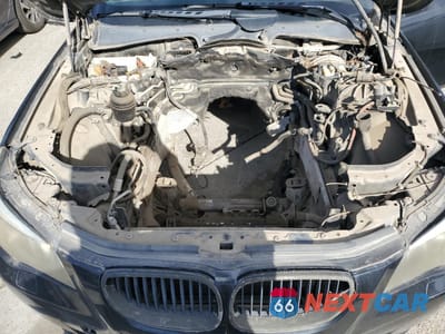 Zdjęcie 11 z 12 samochodu: 2006 BMW M5 VIN:WBSNB93536B583505 - miniatura