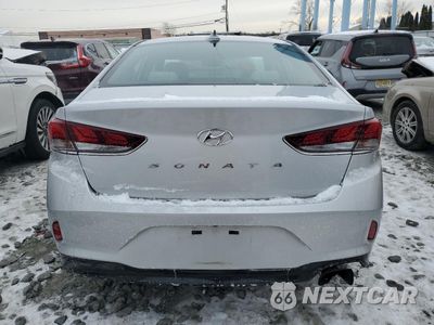 Zdjęcie 6 z 12 samochodu: 2018 HYUNDAI SONATA SPORT VIN:5NPE34AF2JH629545 - miniatura