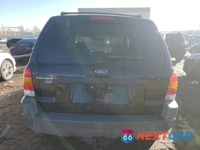Zdjęcie 6 z 15 samochodu: 2002 FORD ESCAPE XLT VIN:1FMYU03152KB14963 - miniatura