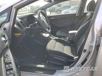 Zdjęcie 7 z 12 samochodu: 2014 KIA FORTE LX VIN:KNAFX4A67E5219254 - miniatura
