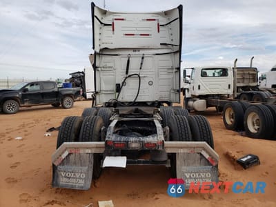 Zdjęcie 6 z 10 samochodu: 2022 VOLVO VN VNL VIN:4V4NC9EH4NN293979 - miniatura