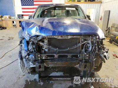Piąte zdjęcie samochodu w środku: 2016 RAM 1500 SLT VIN:1C6RR7TT5GS204066 - miniatura