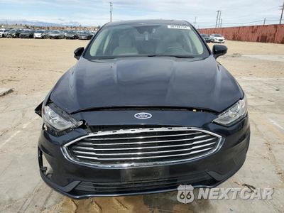 Piąte zdjęcie samochodu w środku: 2020 FORD FUSION SE VIN:3FA6P0LU6LR170958 - miniatura