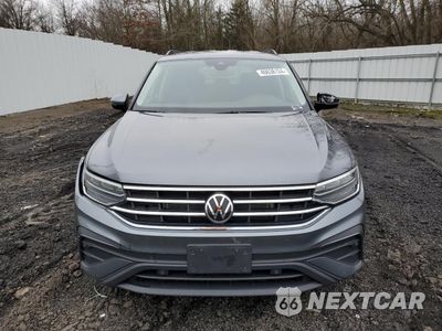 Piąte zdjęcie samochodu w środku: 2023 VOLKSWAGEN TIGUAN S VIN:3VVFB7AX7PM070208 - miniatura