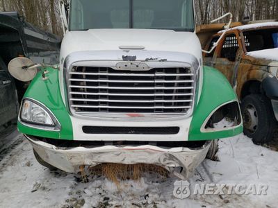 Zdjęcie 7 z 10 samochodu: 2007 FREIGHTLINER CONVENTION VIN:1FUJA6CK77LX17689 - miniatura