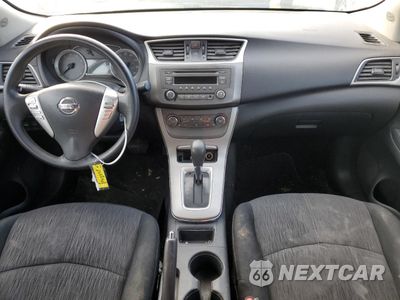 Zdjęcie 8 z 12 samochodu: 2014 NISSAN SENTRA S VIN:3N1AB7AP3EL674384 - miniatura