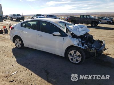 Czwarte zdjęcie samochodu z boku: 2017 KIA FORTE LX VIN:3KPFK4A74HE049390 - miniatura