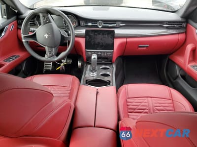 Zdjęcie 8 z 12 samochodu: 2022 MASERATI QUATTROPORTE TROFEO VIN:ZAM56ZPT2NX398976 - miniatura