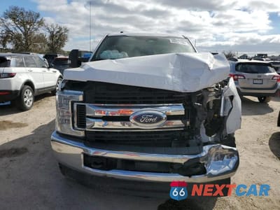 Piąte zdjęcie samochodu w środku: 2018 FORD F250 SUPER DUTY VIN:1FT7W2BT5JEB30781 - miniatura