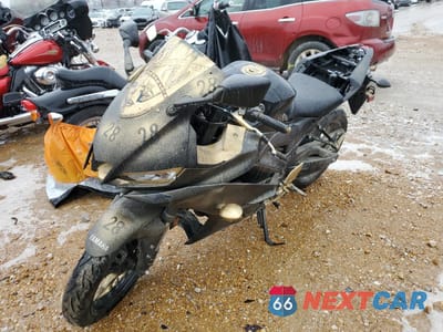 Drugie zdjęcie samochodu z przodu: 2023 YAMAHA YZFR3 A VIN:MH3RH18Y8PK010596 - miniatura