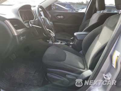 Zdjęcie 7 z 12 samochodu: 2016 JEEP CHEROKEE LATITUDE VIN:1C4PJMCB5GW287097 - miniatura