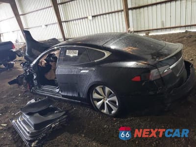 Drugie zdjęcie samochodu z przodu: 2021 TESLA MODEL S VIN:5YJSA1E47MF423673 - miniatura
