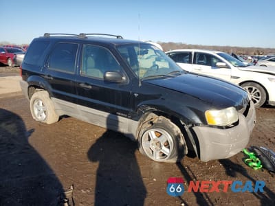 Czwarte zdjęcie samochodu z boku: 2002 FORD ESCAPE XLT VIN:1FMYU03152KB14963 - miniatura