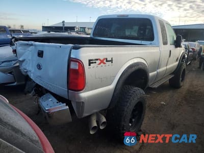 Piąte zdjęcie samochodu w środku: 2011 FORD F250 SUPER DUTY VIN:1FT7X2BT6BEB48110 - miniatura