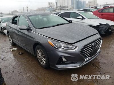 Czwarte zdjęcie samochodu z boku: 2019 HYUNDAI SONATA SE VIN:5NPE24AF5KH817061 - miniatura