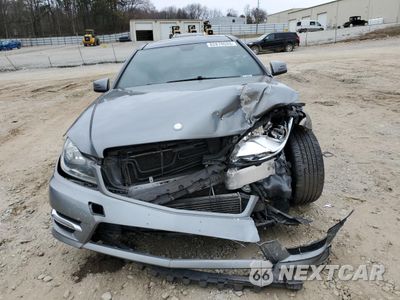 Piąte zdjęcie samochodu w środku: 2013 MERCEDES-BENZ C 250 VIN:WDDGJ4HB4DF998459 - miniatura