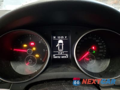 Zdjęcie 9 z 12 samochodu: 2012 VOLKSWAGEN GOLF VIN:WVWDM7AJ0CW144803 - miniatura