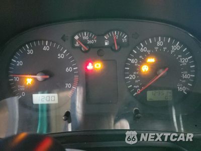 Zdjęcie 9 z 12 samochodu: 2003 VOLKSWAGEN GTI VIN:9BWDE61JX34036018 - miniatura