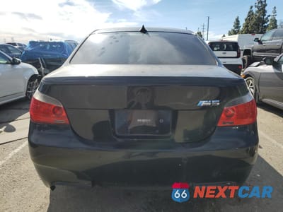 Zdjęcie 6 z 12 samochodu: 2006 BMW M5 VIN:WBSNB93536B583505 - miniatura