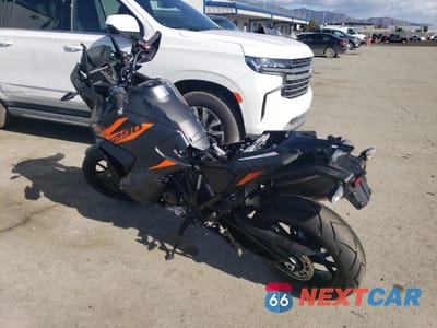 Trzecie zdjęcie samochodu z tyłu: 2023 KTM 1290 SUPER ADVENTURE S VIN:VBKV79403PM973293 - miniatura