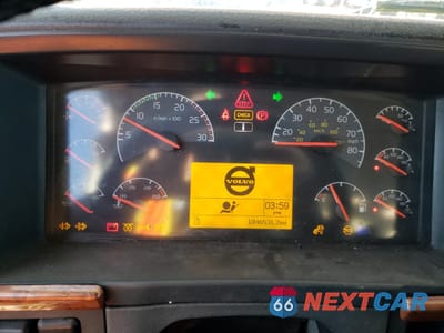 Zdjęcie 15 z 20 samochodu: 2004 VOLVO VN VNL VIN:4V4NC9TH14N353332 - miniatura