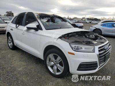Czwarte zdjęcie samochodu z boku: 2018 AUDI Q5 PREMIUM VIN:WA1ANAFY0J2026008 - miniatura