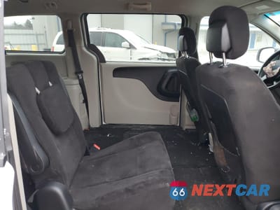 Zdjęcie 12 z 16 samochodu: 2012 DODGE GRAND CARAVAN SXT VIN:2C4RDGCG8CR310422 - miniatura