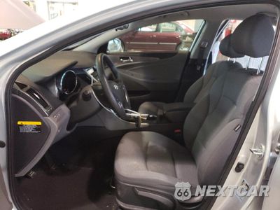 Zdjęcie 7 z 14 samochodu: 2013 HYUNDAI SONATA HYBRID VIN:KMHEC4A48DA083999 - miniatura