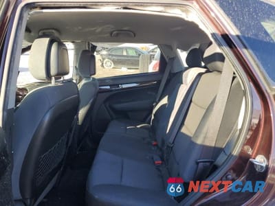 Zdjęcie 10 z 13 samochodu: 2012 KIA SORENTO LX VIN:5XYKT3A67CG301982 - miniatura