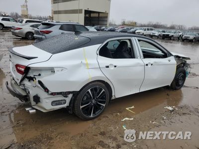 Trzecie zdjęcie samochodu z tyłu: 2019 TOYOTA CAMRY XSE VIN:4T1B61HK8KU290479 - miniatura