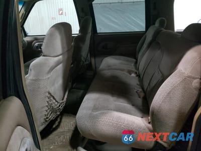 Zdjęcie 10 z 12 samochodu: 1998 CHEVROLET SUBURBAN C1500 VIN:3GNEC16R3WG133520 - miniatura