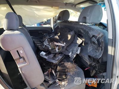 Zdjęcie 14 z 15 samochodu: 2006 HONDA PILOT EX VIN:5FNYF18416B013414 - miniatura