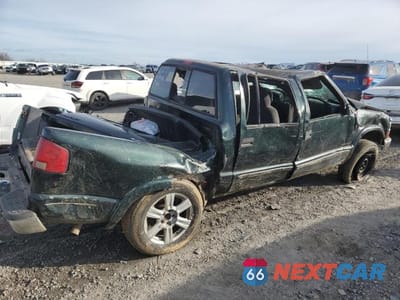 Trzecie zdjęcie samochodu z tyłu: 2002 CHEVROLET S TRUCK S10 VIN:1GCDT13W52K168237 - miniatura