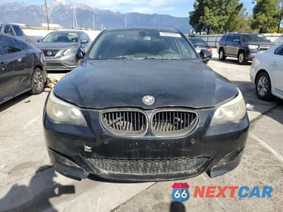 Piąte zdjęcie samochodu w środku: 2006 BMW M5 VIN:WBSNB93536B583505 - miniatura