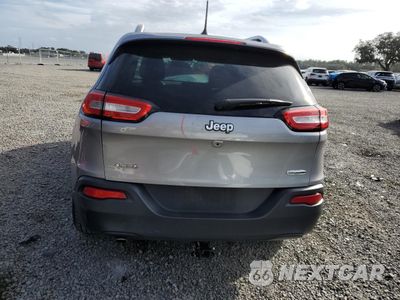 Zdjęcie 6 z 12 samochodu: 2016 JEEP CHEROKEE LATITUDE VIN:1C4PJMCB5GW287097 - miniatura