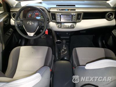 Zdjęcie 8 z 13 samochodu: 2013 TOYOTA RAV4 XLE VIN:JTMRFREV0D5002547 - miniatura