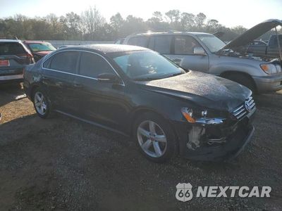 Czwarte zdjęcie samochodu z boku: 2013 VOLKSWAGEN PASSAT SE VIN:1VWBH7A39DC052571 - miniatura
