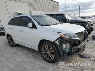Czwarte zdjęcie samochodu z boku: 2014 KIA SORENTO SX VIN:5XYKW4A7XEG436513 - miniatura