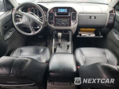 Zdjęcie 8 z 13 samochodu: 2002 MITSUBISHI MONTERO LIMITED VIN:JA4MW51R92J001150 - miniatura