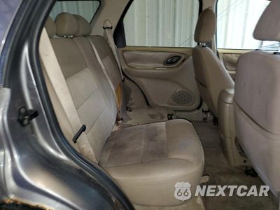 Zdjęcie 11 z 13 samochodu: 2006 FORD ESCAPE XLT VIN:1FMCU03106KA18920 - miniatura