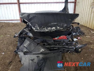 Piąte zdjęcie samochodu w środku: 2021 TESLA MODEL S VIN:5YJSA1E47MF423673 - miniatura