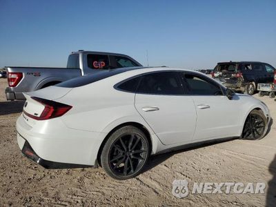Trzecie zdjęcie samochodu z tyłu: 2021 HYUNDAI SONATA SEL PLUS VIN:5NPEJ4J29MH079008 - miniatura