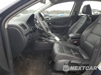 Zdjęcie 7 z 12 samochodu: 2010 VOLKSWAGEN JETTA SE VIN:3VWRZ7AJ0AM035243 - miniatura