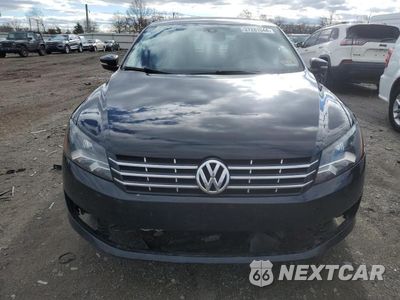 Piąte zdjęcie samochodu w środku: 2015 VOLKSWAGEN PASSAT SE VIN:1VWBV7A3XFC034169 - miniatura