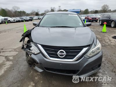 Piąte zdjęcie samochodu w środku: 2018 NISSAN ALTIMA 2.5 VIN:1N4AL3APXJC250117 - miniatura