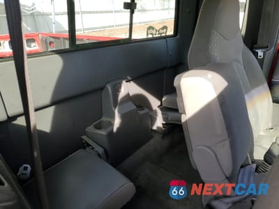Zdjęcie 11 z 14 samochodu: 2003 MAZDA B3000 CAB PLUS VIN:4F4YR46V33TM13768 - miniatura