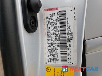 Zdjęcie 13 z 13 samochodu: 2002 LEXUS ES 300 VIN:JTHBF30G920036020 - miniatura