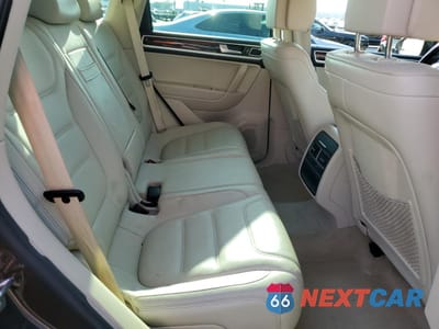 Zdjęcie 11 z 14 samochodu: 2012 VOLKSWAGEN TOUAREG V6 TDI VIN:WVGEK9BP0CD007182 - miniatura