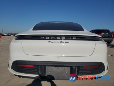 Zdjęcie 6 z 12 samochodu: 2020 PORSCHE TAYCAN TURBO VIN:WP0AC2Y13LSA71077 - miniatura